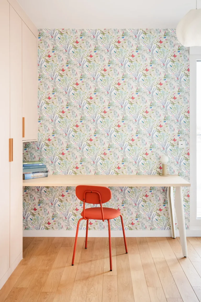 Bureau appartement location courte durée airbnb